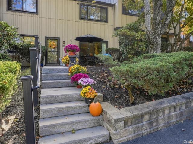 Condo for sale in City of Poughkeepsie, Dutchess County