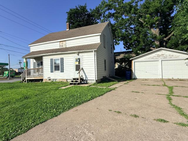 House for sale in Davenport, Iowa