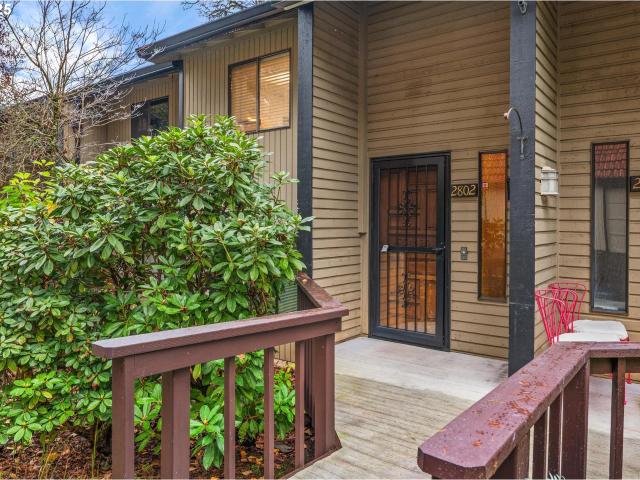 Condo for sale in Oregonia