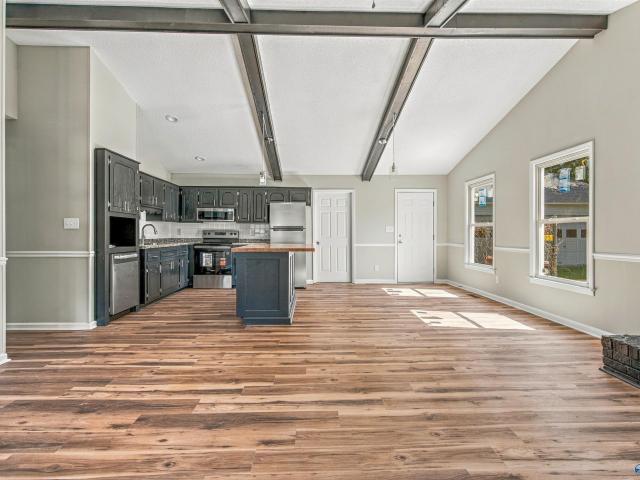 House for sale in Holland Gin, Elkmont