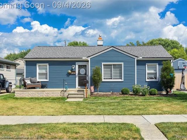 House for sale in Saint Clair Shores, Macomb County