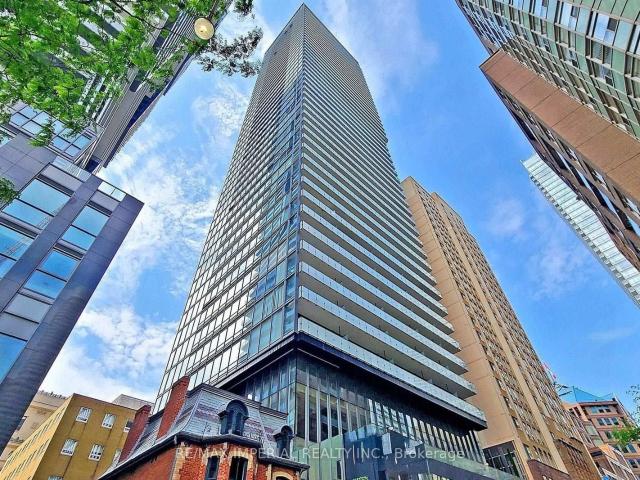 Condo for rent in Toronto Centre, Toronto