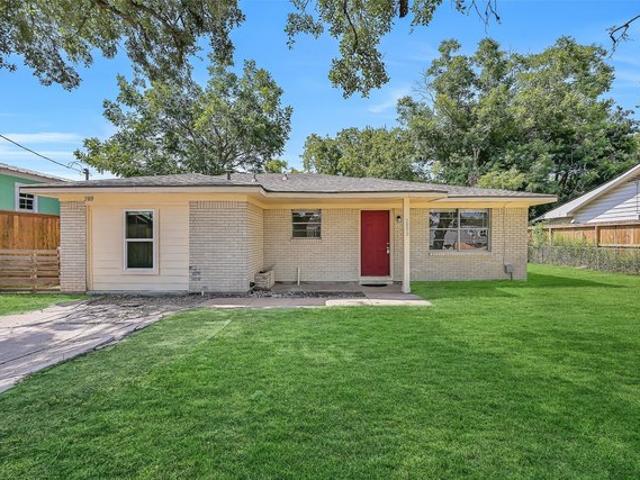 House for sale in Dickinson, Texas