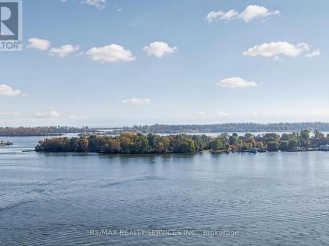 Condo for sale in Spadina—Fort York, Toronto