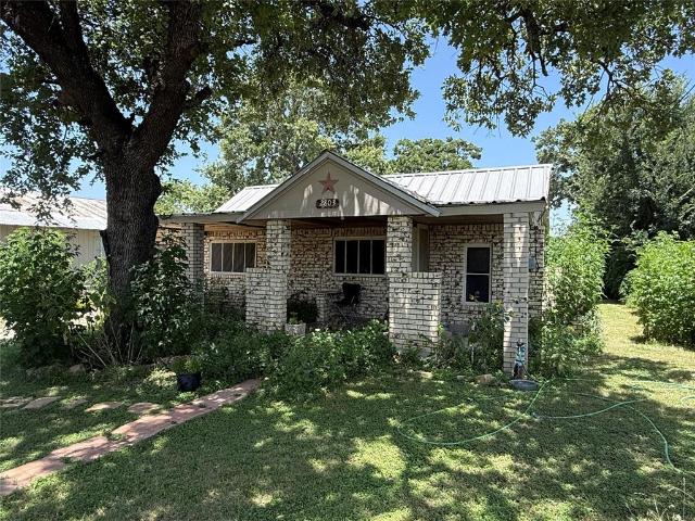 House for sale in Brownwood, Texas