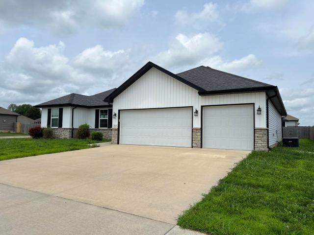 House for sale in Republic, Missouri