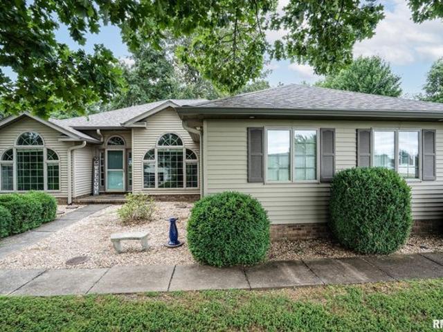 House for sale in Marion, Illinois
