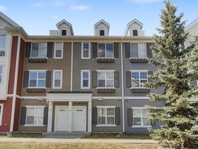 Townhouse for sale in Wedgewood, Alberta