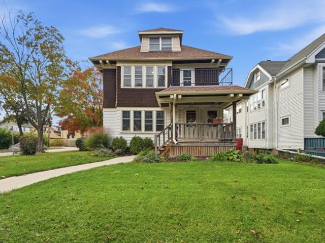 House for sale in Milwaukee, Milwaukee County
