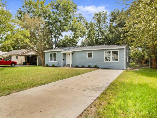House for sale in La Marque, Galveston County