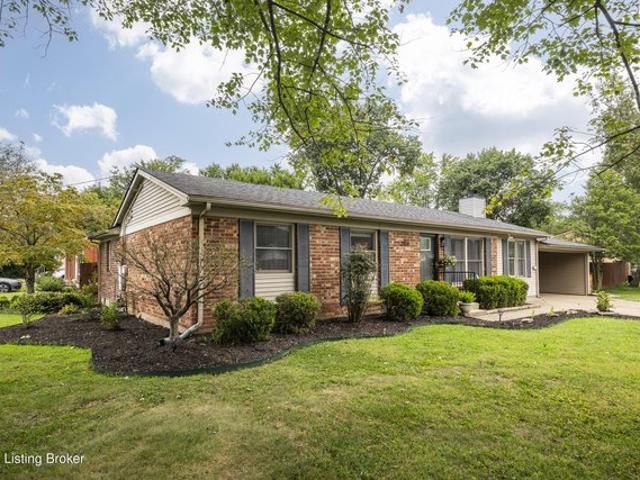 House for sale in Jeffersontown, Kentucky