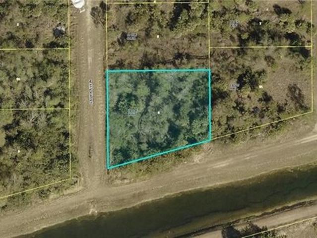Land for sale in Lehigh Acres, Florida