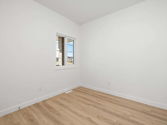 House for sale in Wedgewood, Alberta