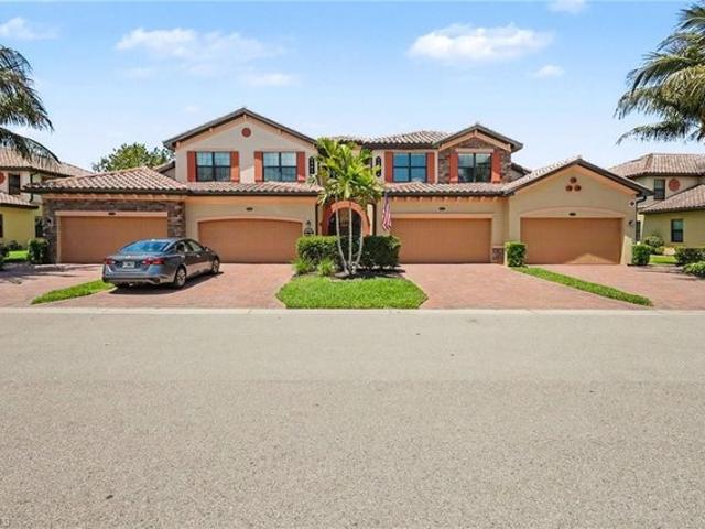 Condo for sale in Bonita Springs, Florida