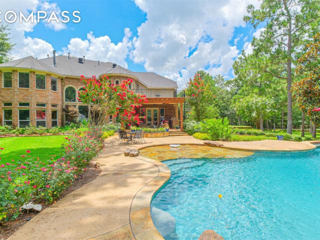 House for sale in Magnolia, Texas
