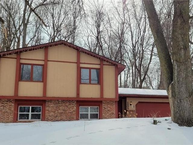 House for sale in Burnsville, Minnesota