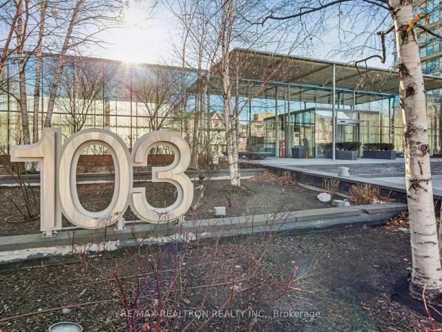 Condo for sale in South Parkdale, Toronto