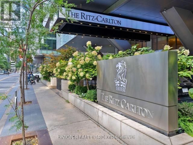 Condo for sale in Spadina—Fort York, Toronto