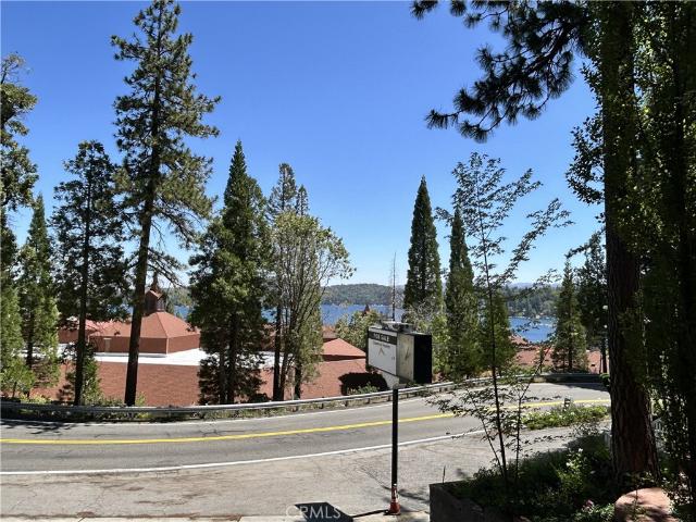 Commercial for sale in Lake Arrowhead Commercial for sale in Lake Arrowhead