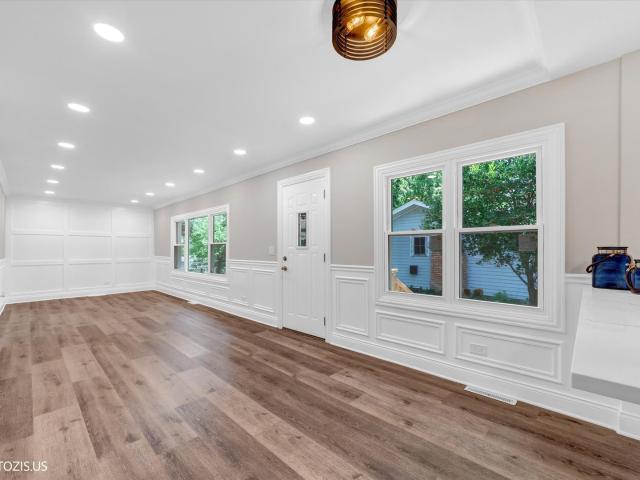 House for sale in Wauconda, Lake County