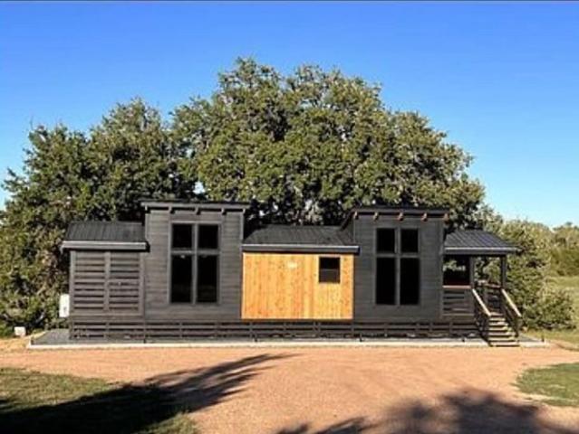 Farm for sale in Fayetteville, Texas