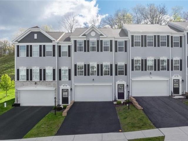 Townhouse for sale in Champion, Pennsylvania