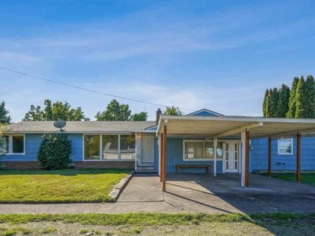 House for sale in Oregonia