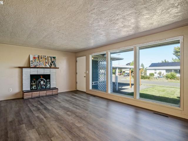 House for sale in Salem, Marion County