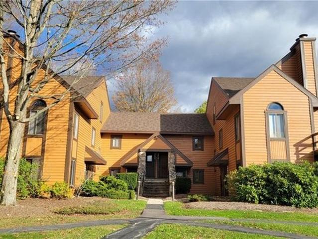 Condo for sale in Indian Head, Pennsylvania