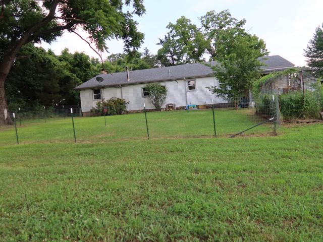 House for sale in Barry, Missouri