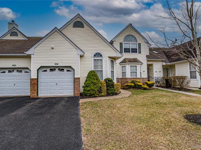 Condo for sale in Centereach, New York