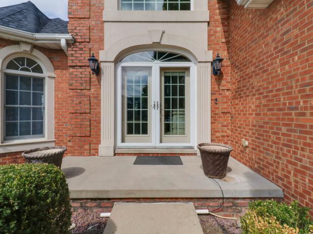 House for sale in Pepper Ridge, Bloomington