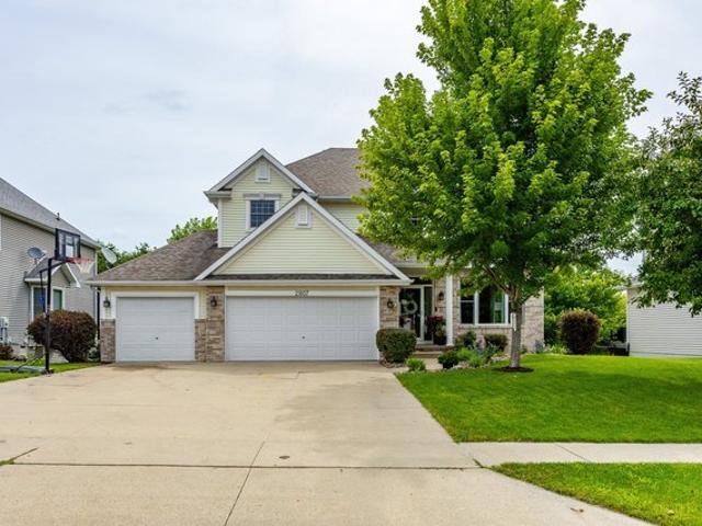 House for sale in Urbandale, Iowa