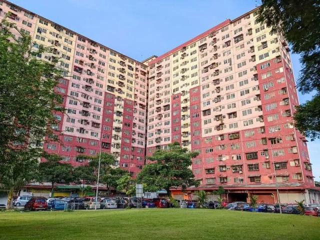 Apartment for sale in Petaling, Damansara Damai