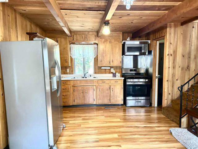 House for sale in Strawberry, California