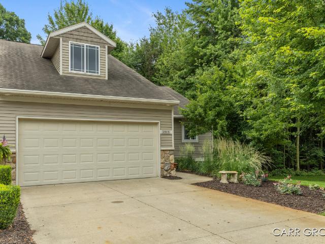 Condo for sale in Dorr
