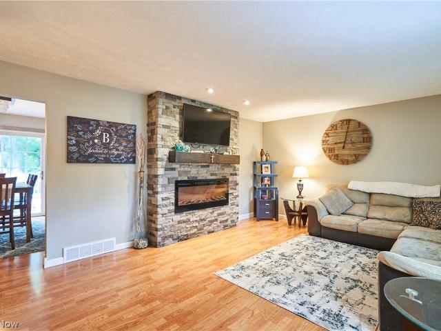 House for sale in Summit, Ohio