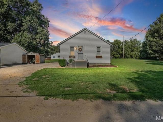 House for sale in Godfrey, Illinois