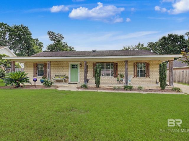 House for sale in Lillian, Alabama