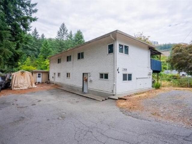 Duplex for sale in Langford, British Columbia