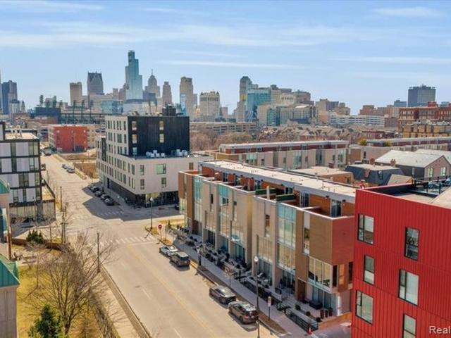 Townhouse for sale in Detroit, Michigan
