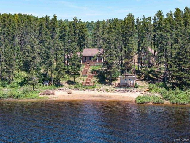 House for sale in Ishpeming, Michigan