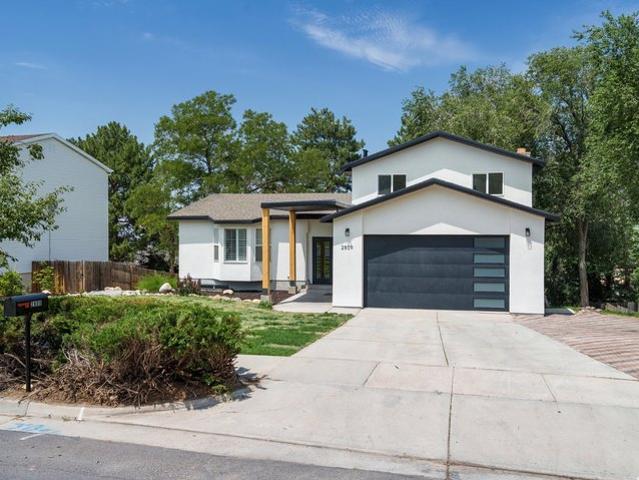 House for sale in Sandy, Utah
