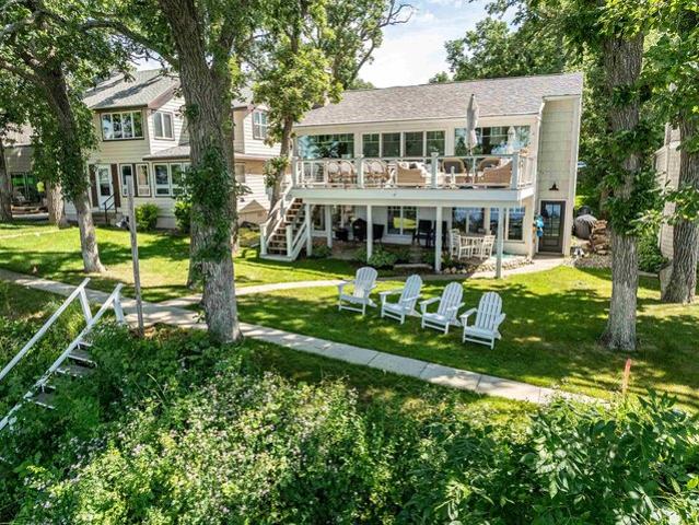 House for sale in Okoboji, Iowa