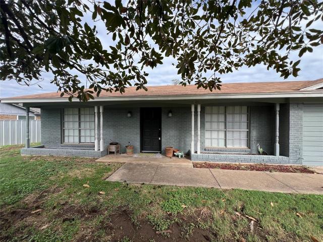 House for sale in Mineral Wells, Palo Pinto County