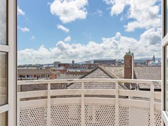 Apartment for sale in Bluebell, North Tipperary