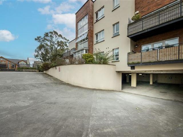 Apartment for sale in Bluebell, North Tipperary
