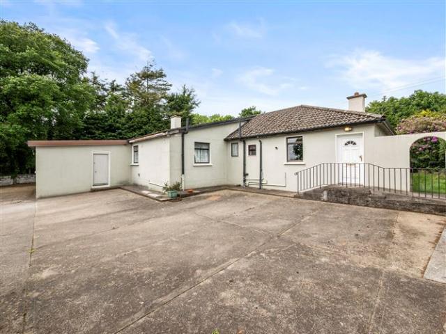 Detached House for sale in Loch Garman, North Tipperary