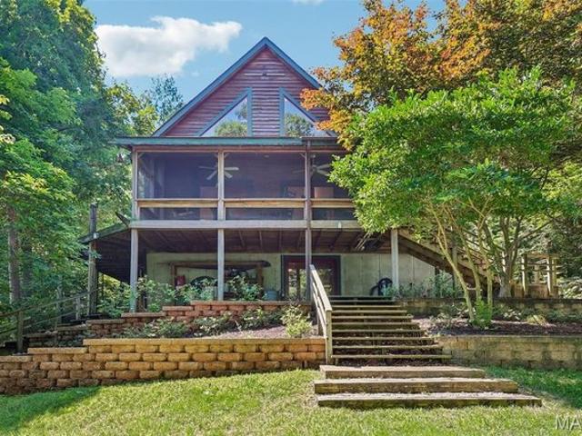 House for sale in Litchfield, Illinois