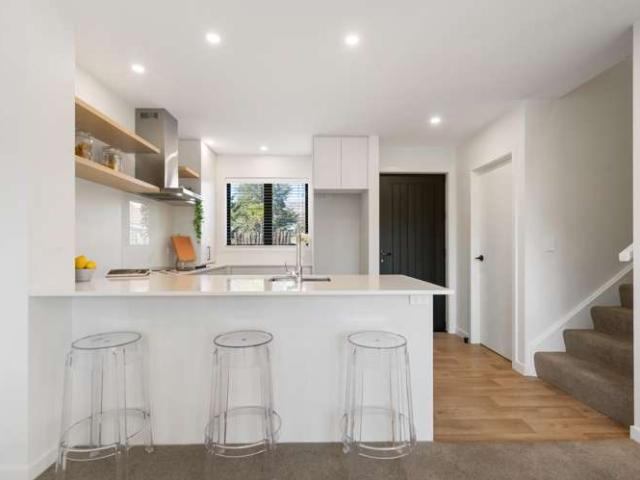 House for sale in Otakou